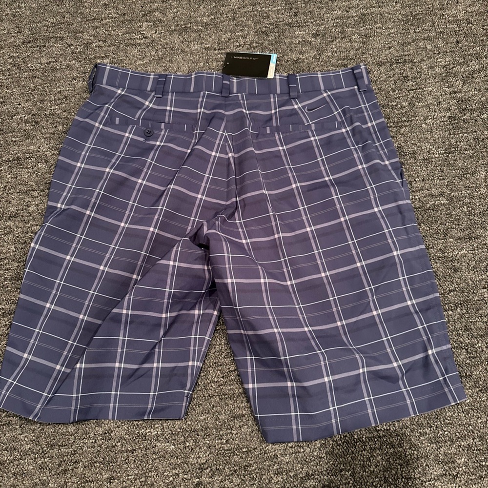 NIKE Blue Plaid Golf Shorts
Brand New with Tags 
Size 36